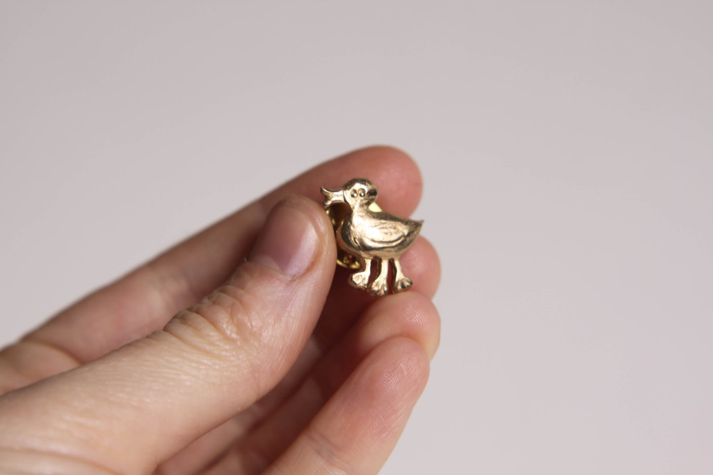 Pins Canard à trois pattes