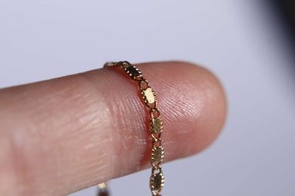 Chaine maille plate plaqué or