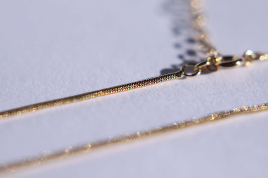Chaine maille serpent plaqué or
