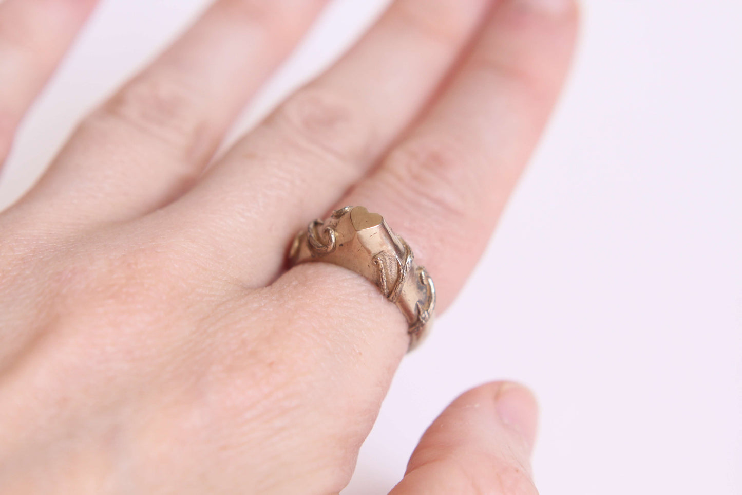 Bague coeur ronces