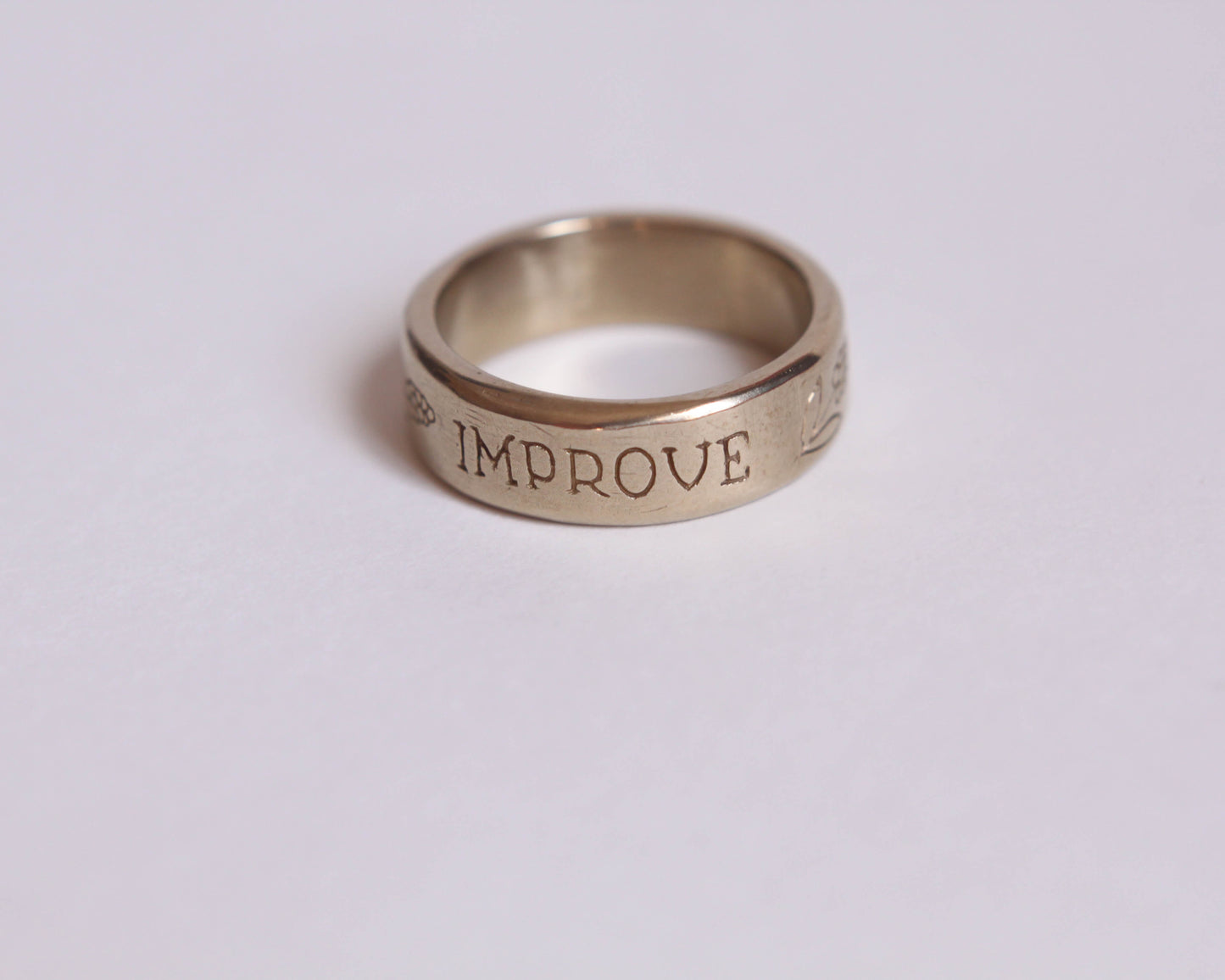 Bague Shit better improve