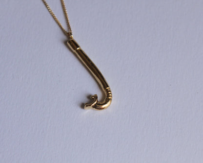 pendentif en laiton plaqué or en forme de tuba de plongée